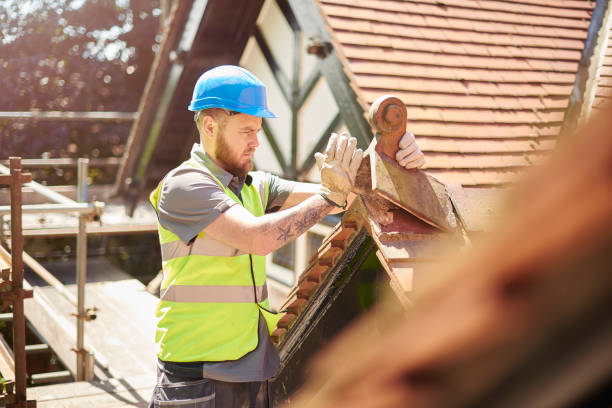 Best Tile Roofing Contractor  in Mledgevle, IL